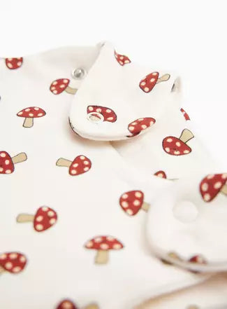 White Toadstool Print 2.5 Tog Sleeping Bag